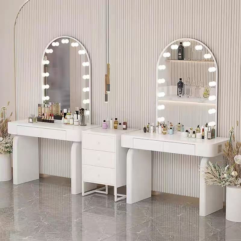 โต๊ะแต่งหน้าสำหรับสตูดิโอครีมว - Beauty Makeup Training บทวิจารณ์และราคา